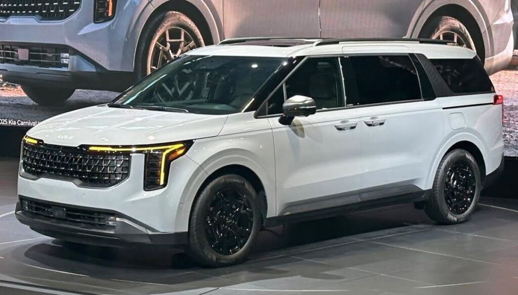 kia Clavis SUV