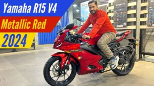 इस शानदार Yamaha R15 V4 बाइक में मिलेंगे आप को तगड़े फीचर्स साथ ही कीमत भी कम, देखे