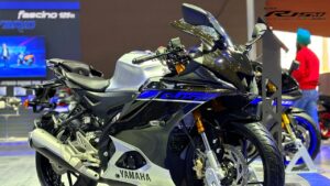 KTM की छुट्टी करने आ रहा Yamaha का यह शानदार एडिशन R15 V4