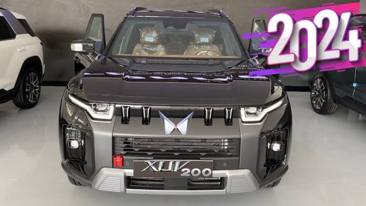 Mahindra XUV200 Car