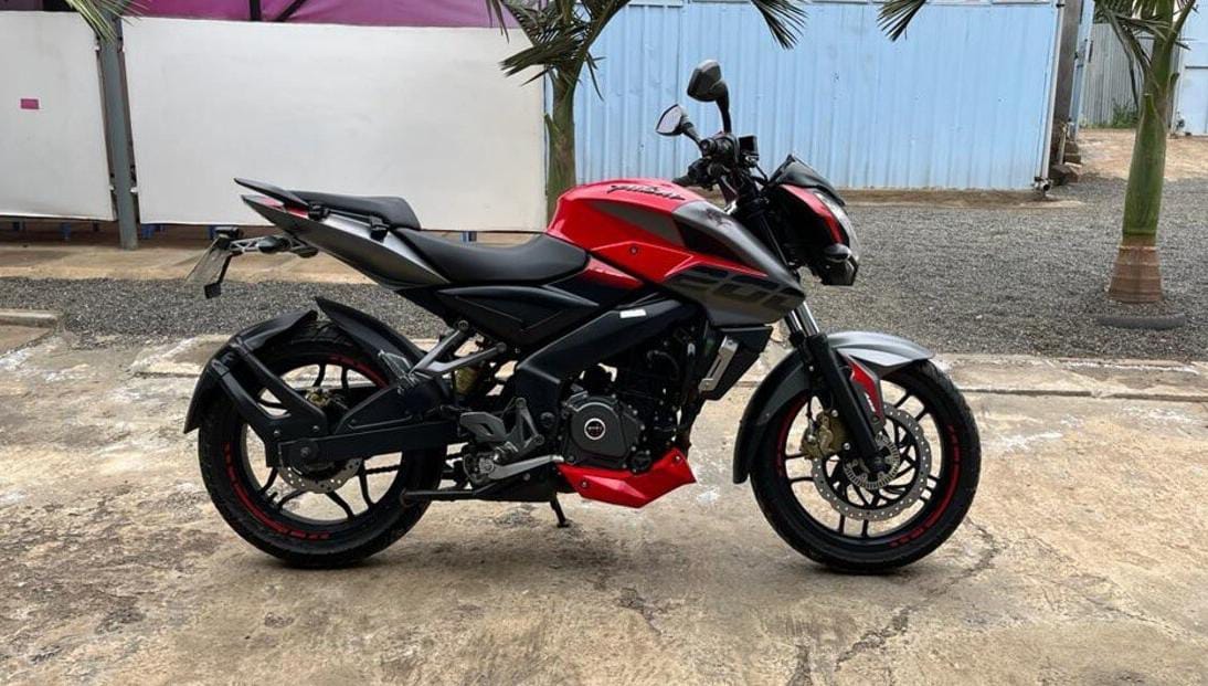 Bajaj Pulsar NS200