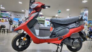 यूनिक लुक वाली TVS Scooty Pep Plus को सिर्फ ₹2,177 की मंथली EMI पर घर लाएं