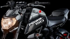 पावरफुल इंजन और भौकालिक स्पॉट Look में सभी को हैरान करने आई New Bajaj Discover 150 बाइक