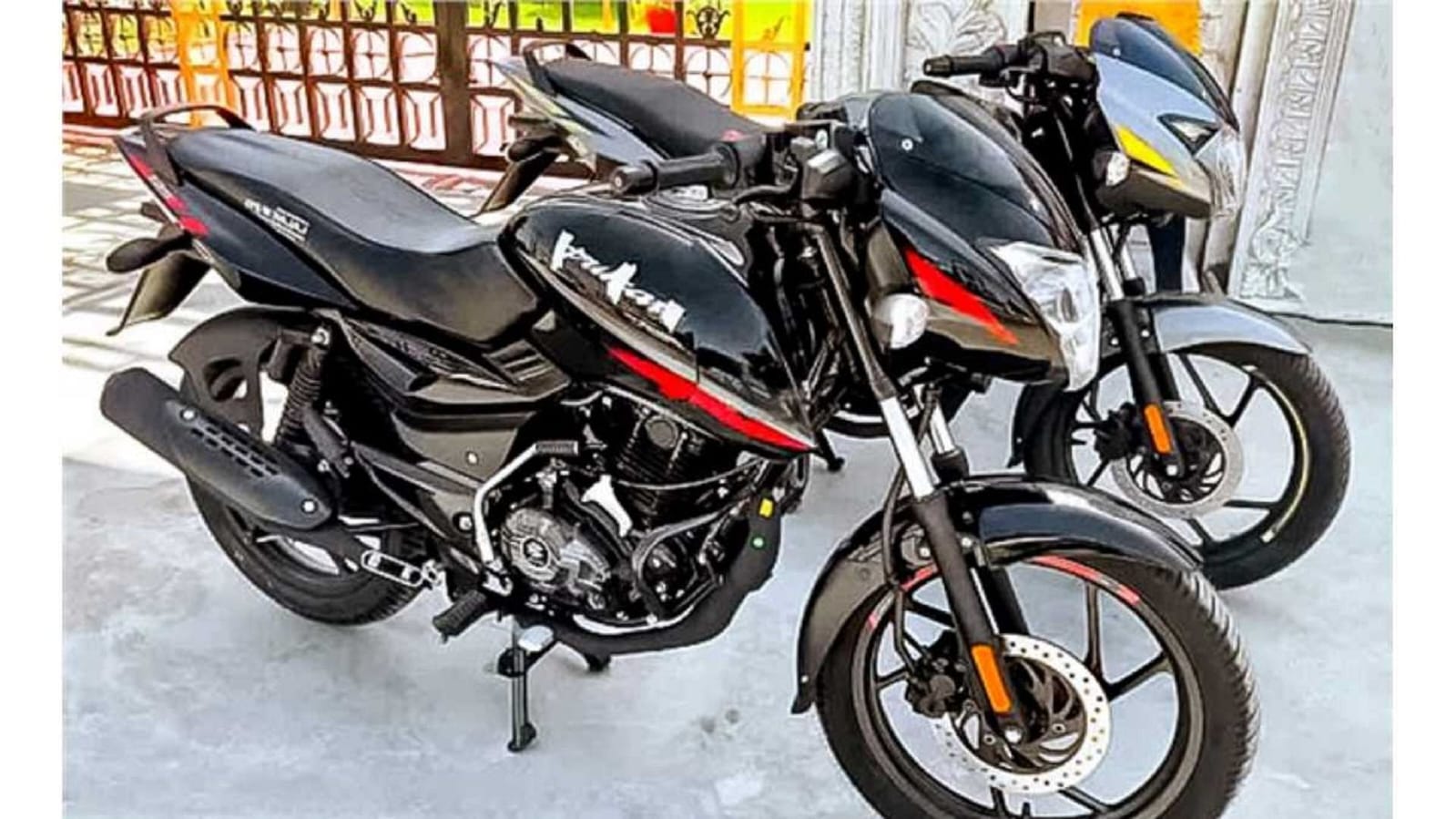 Bajaj Pulsar 125